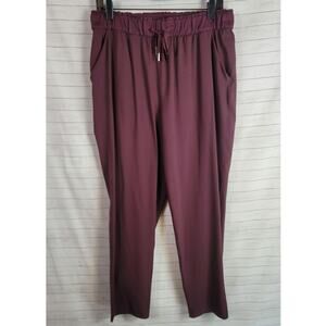 LULULEMON KEEP MOVING PANTS IN MAROON, SZ 10